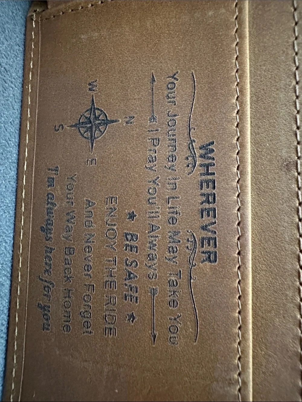 Men's engraved  Bifold Wallet in Tan